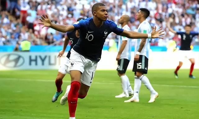 法国队完胜印度队,黄鸭组合扛起全队的简单介绍 法国队完胜印度队,黄鸭组合扛起全队的简单介绍