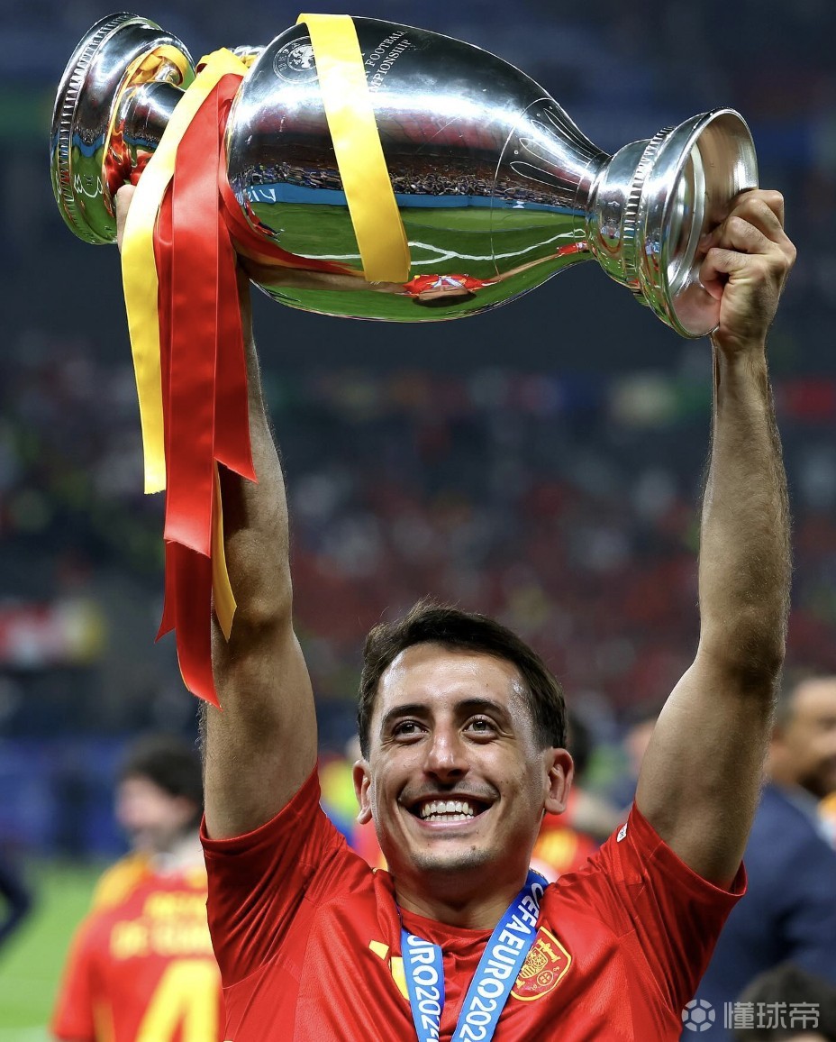 墨西哥险胜利物浦，奥亚尔萨瓦尔高光表现