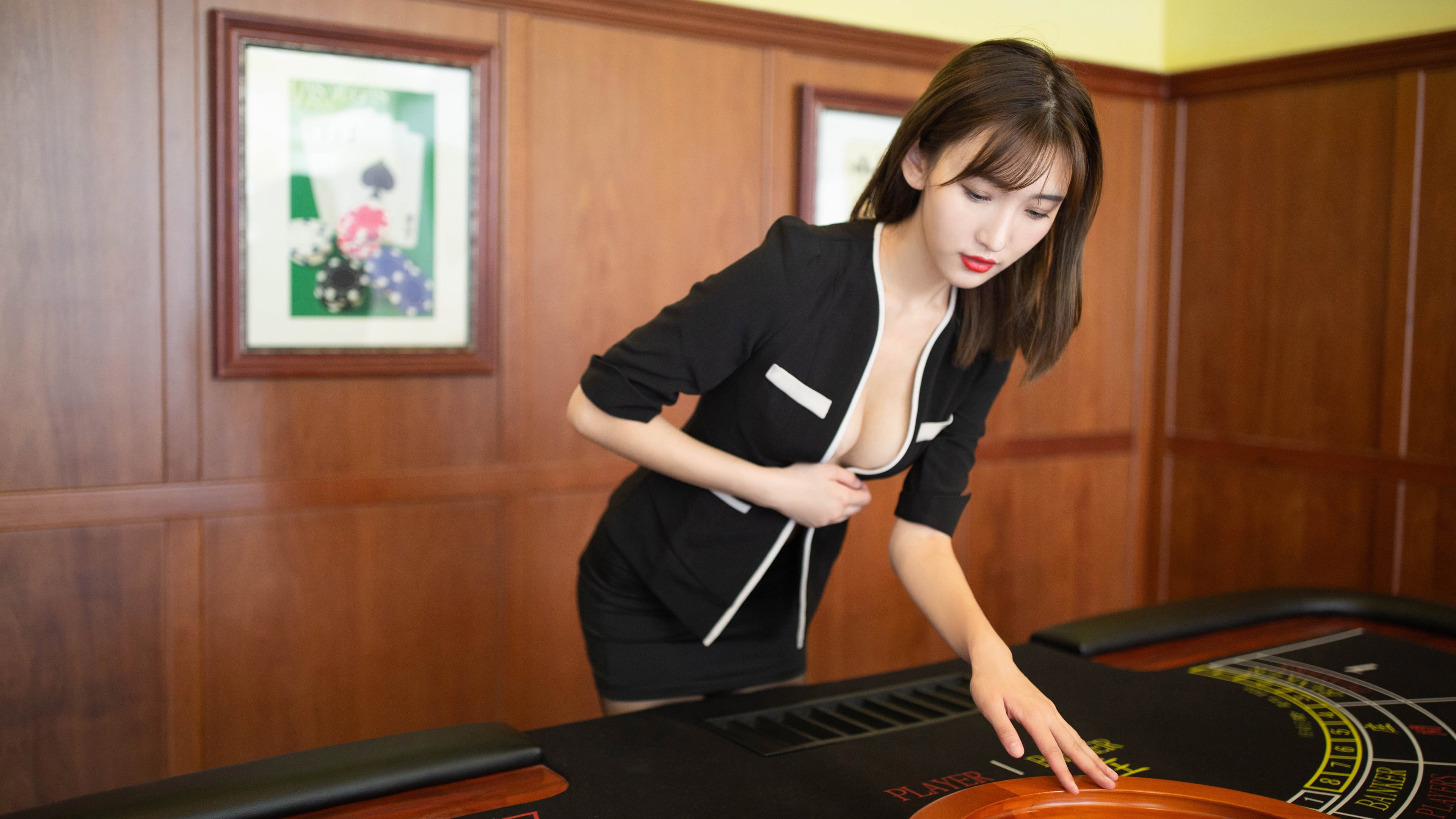 铁骑踏浪!骑士系统性战术锁死浙江,克莱末节连斩11分定乾坤