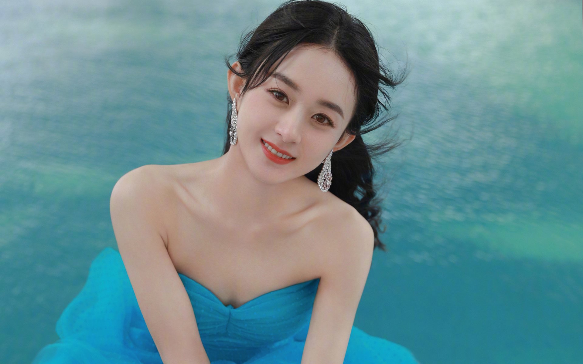 孤胆英雄不敌狼群战术，当西亚卡姆惊艳四座，森林狼如何用团队篮球掀翻猛龙？