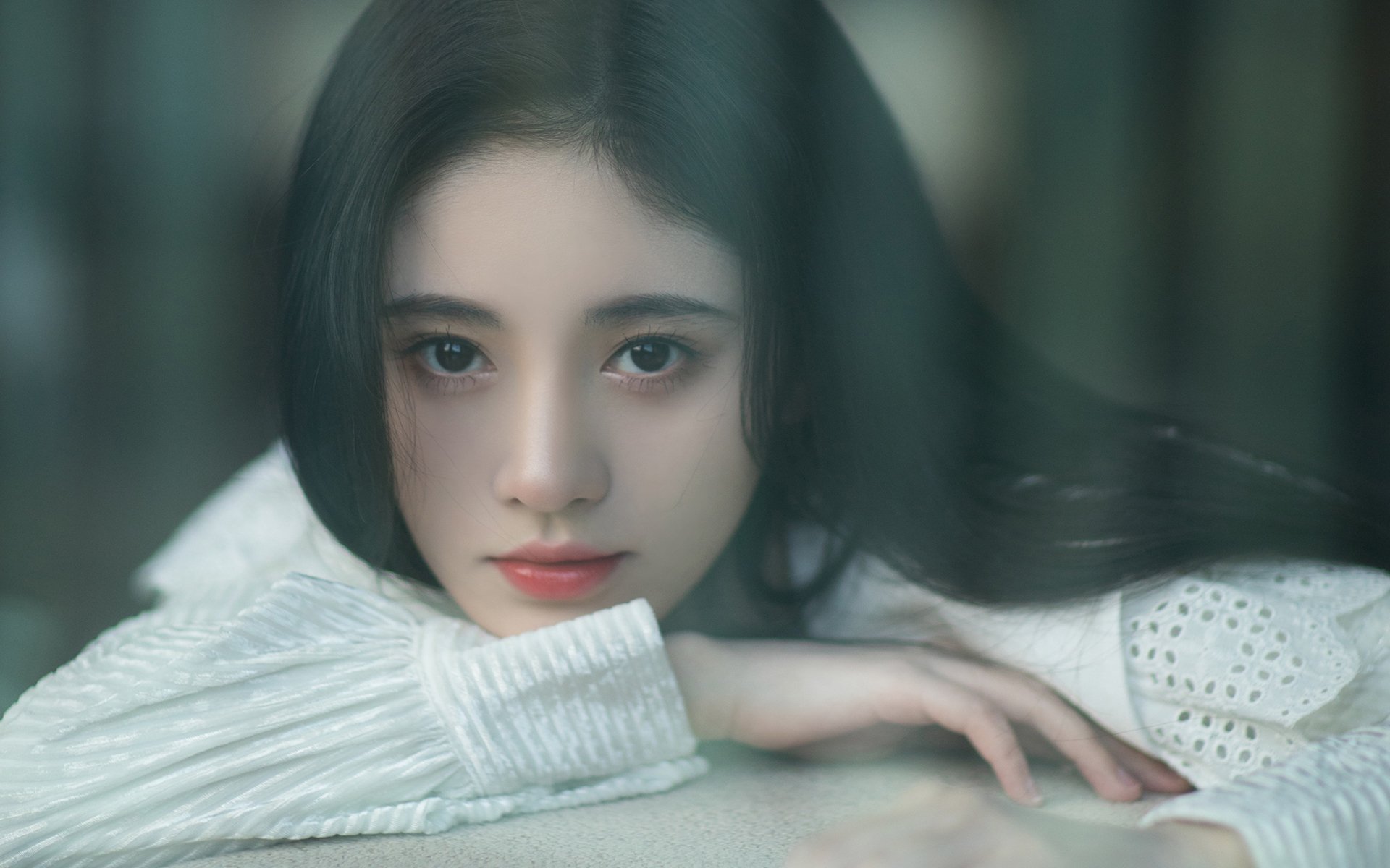 唯一性之战,当威尔士低吼淹没梦剧场,戈麦斯在七万人面前完成寂静统治